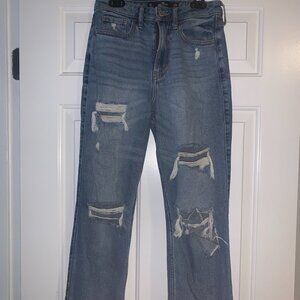 HOLLISTER, ULTRA HIGH-RISE VINTAGE STRAIGHT JEANS, 1S, W25/L25